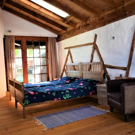 Casa Madera 1 * 伊科德·德·洛斯·维诺斯