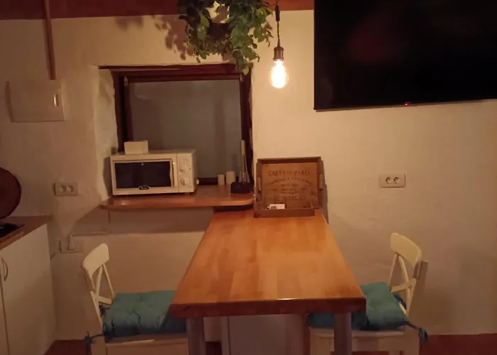 Casa Madera 1 * 伊科德·德·洛斯·维诺斯